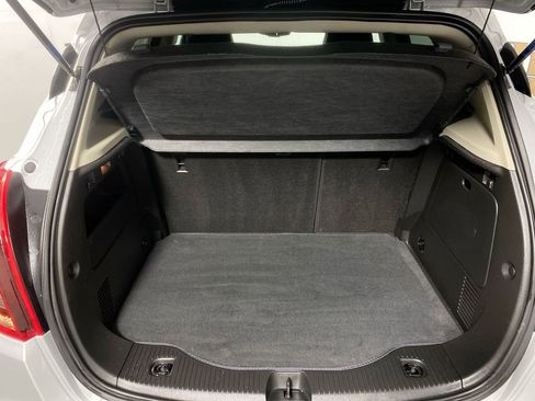 Used 2022 Buick Encore Preferred w/ Safety Package image 22