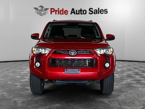 Used 2016 Toyota 4Runner SR5 AWD/4WD image 2