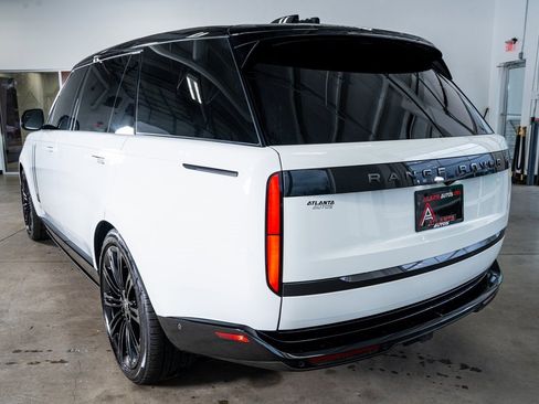 Used 2025 Land Rover Range Rover Long Wheelbase Autobiography image 24