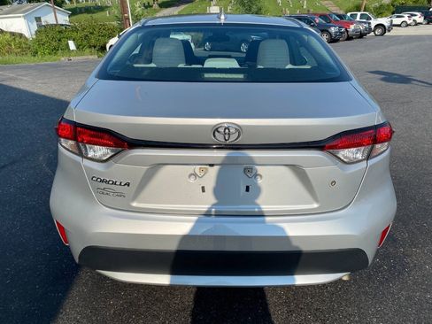 Used 2021 Toyota Corolla L w/ Carpet Mat Package (TMS) FWD image 4