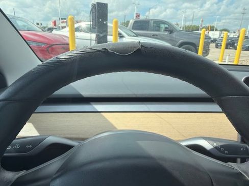Used 2020 Tesla Model 3 RWD image 6