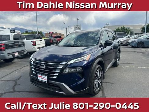 Used 2025 Nissan Rogue SL w/ SL Premium Package AWD/4WD image 5