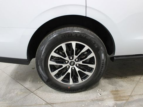 Used 2025 Ford Expedition Platinum AWD/4WD image 45