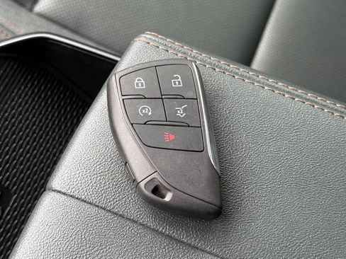Used 2026 GMC Terrain AT4 AWD/4WD image 21