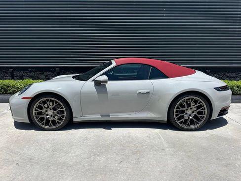 Certified 2021 Porsche 911 Carrera RWD image 2