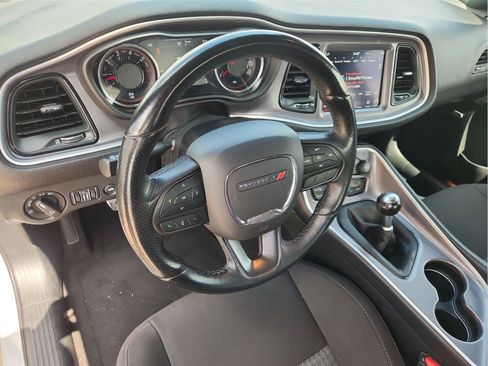 Used 2021 Dodge Challenger R/T Scat Pack RWD image 10