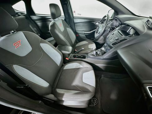 Used 2016 Ford Focus ST FWD image 29