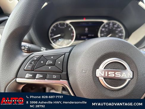 Used 2025 Nissan Sentra SV FWD image 20