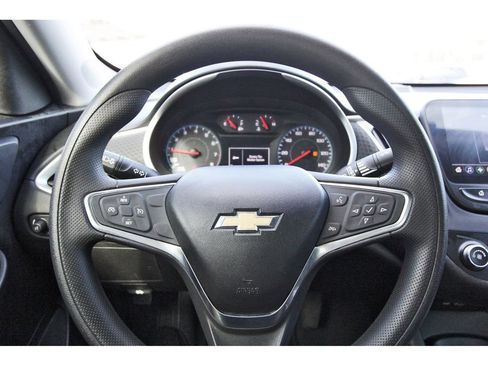 Used 2019 Chevrolet Malibu LS w/ LPO, Convenience Package 2 FWD image 15