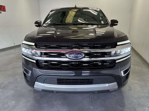 Used 2024 Ford Expedition Limited RWD image 8