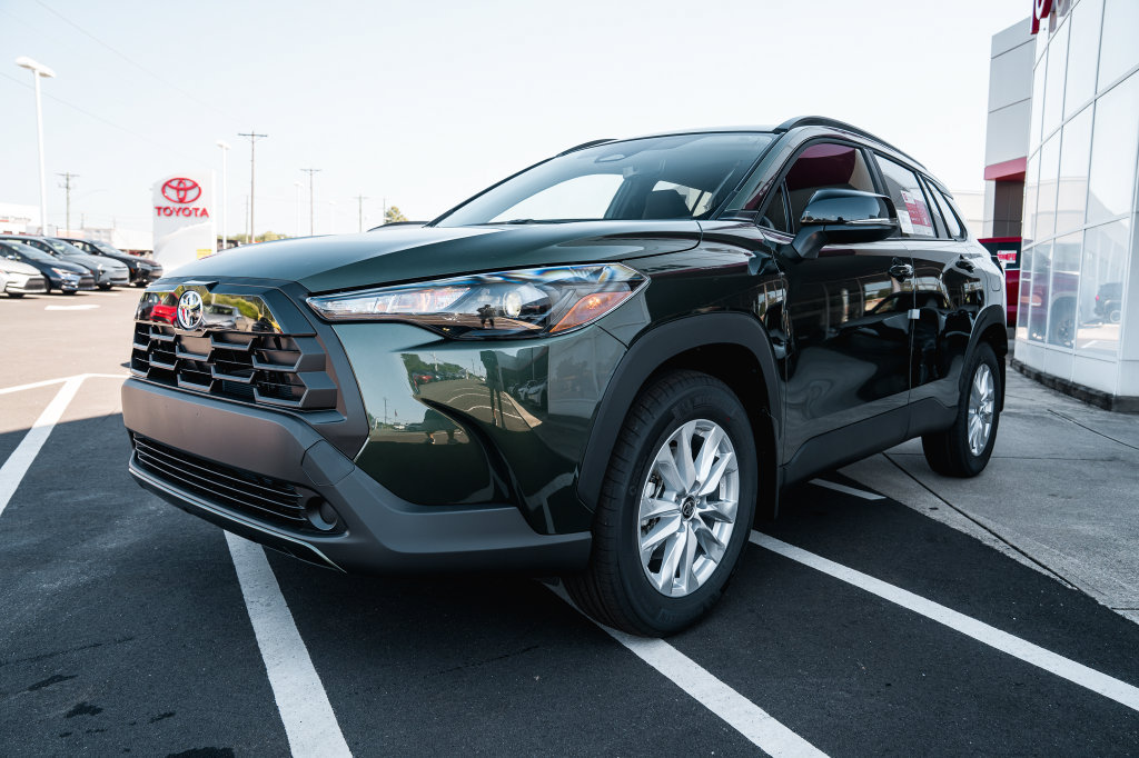 New 2026 Toyota Corolla Cross LE FWD image 3
