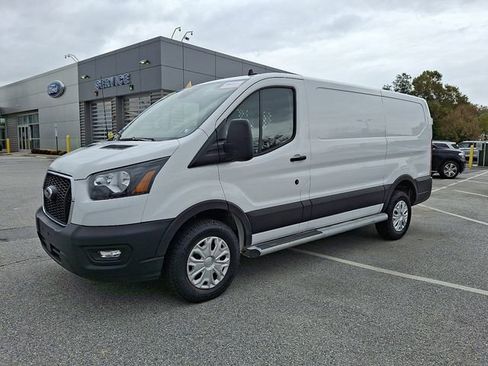 Certified 2023 Ford Transit 250 Low Roof w/ Exterior Upgrade Package image 6