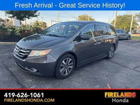 Used 2015 Honda Odyssey Touring image 2