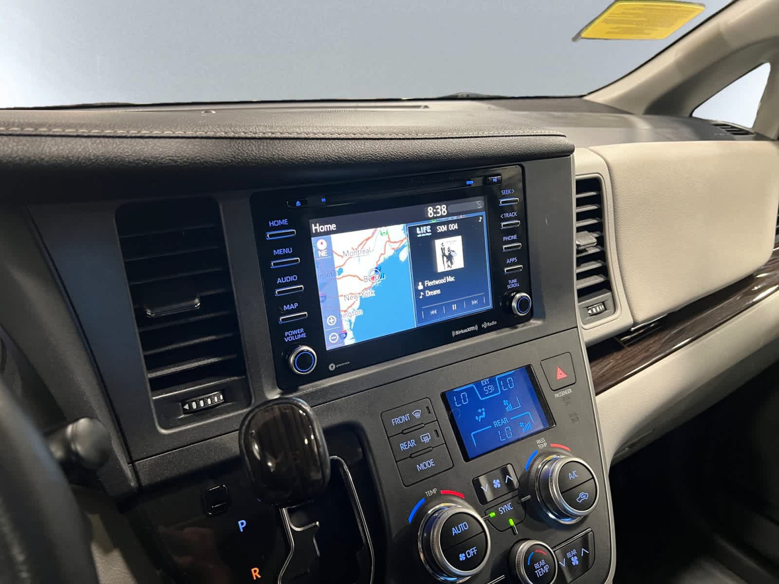 Used 2020 Toyota Sienna XLE Premium AWD/4WD image 13
