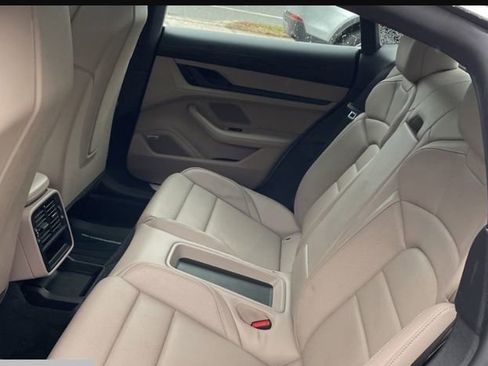 Used 2020 Porsche Taycan 4S image 15