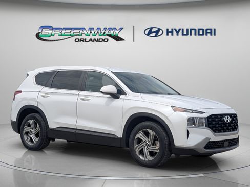 Used 2021 Hyundai Santa Fe SE FWD image 2