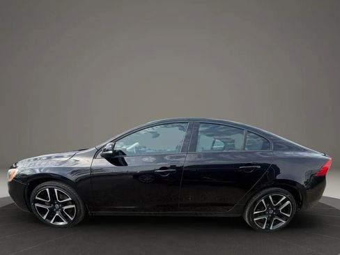 Used 2018 Volvo S60 T5 Dynamic w/ Vision Package AWD/4WD image 8