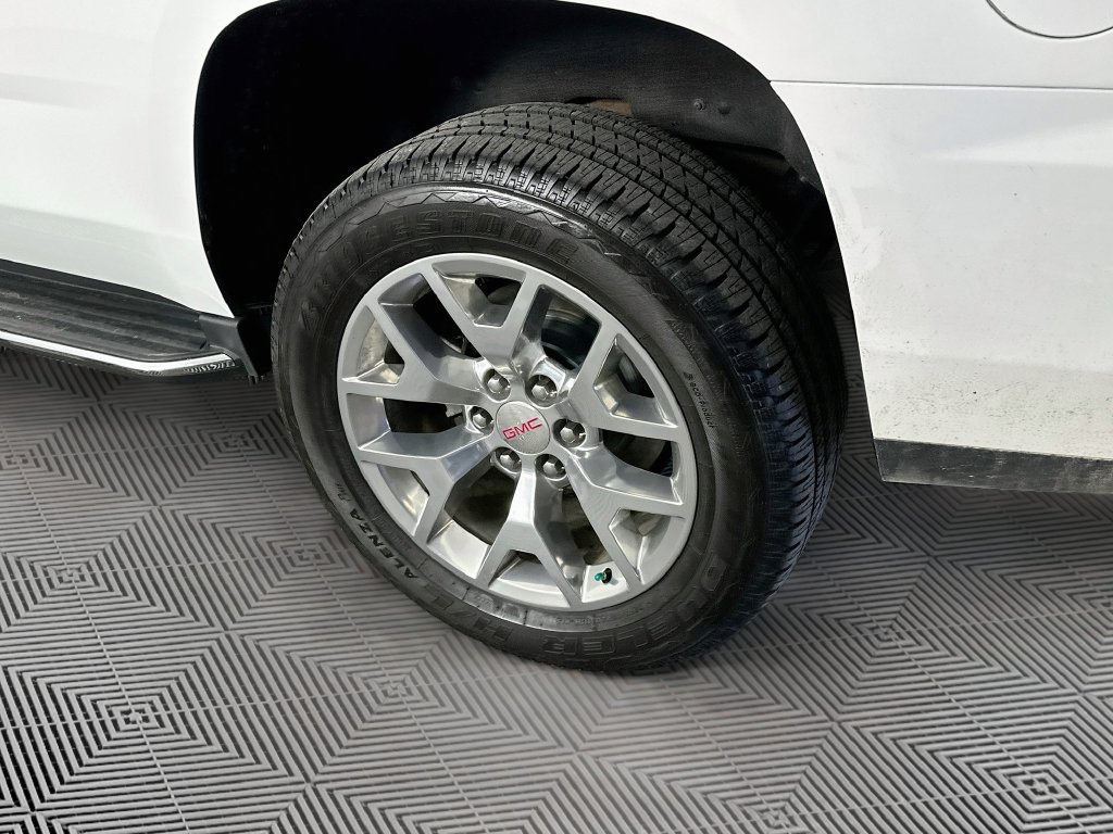 Used 2018 GMC Yukon SLT AWD/4WD image 39