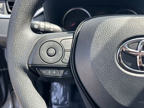 Used 2019 Toyota RAV4 XLE FWD image 19