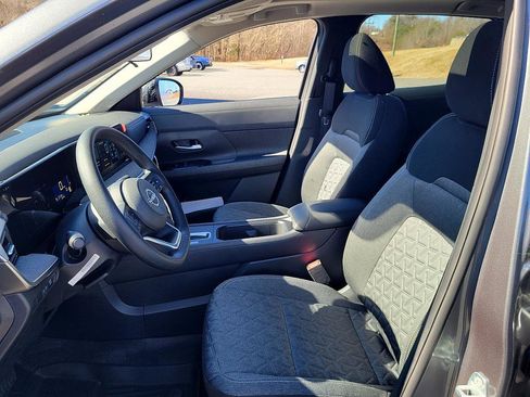 New 2026 Nissan Kicks SV image 11