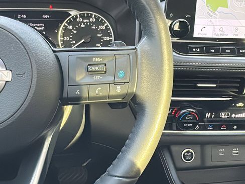 Certified 2023 Nissan Rogue SL w/ SL Premium Package image 16