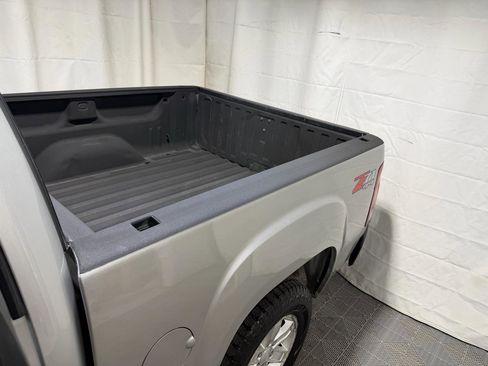 Used 2011 GMC Sierra 1500 SLE w/ Power Tech Package AWD/4WD image 21