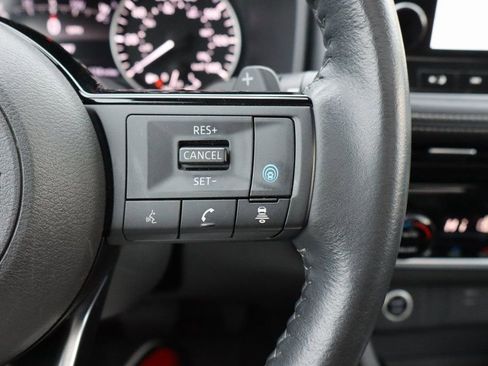 Used 2022 Nissan Rogue SL w/ SL Premium Package image 8