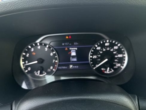 Used 2022 Nissan Frontier SV image 8