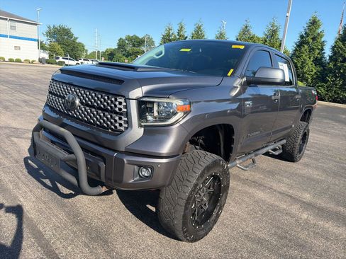 Used 2018 Toyota Tundra SR5 w/ TRD Sport Package AWD/4WD image 9