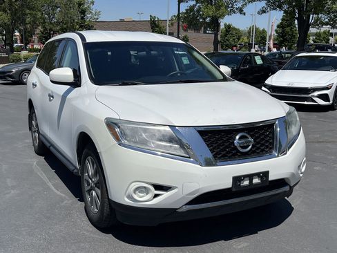 Used 2013 Nissan Pathfinder S AWD/4WD image 4