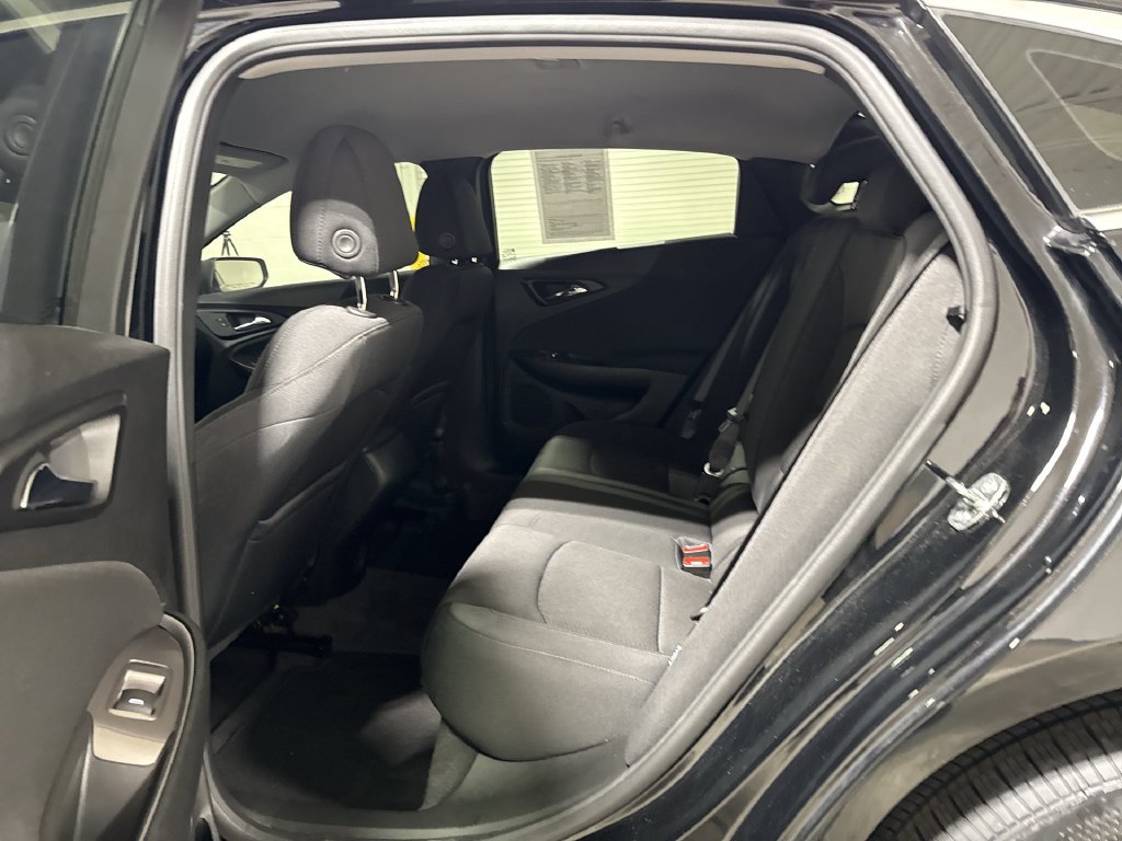 Used 2022 Chevrolet Malibu LS FWD image 22