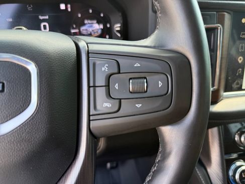Used 2023 GMC Yukon XL Denali Ultimate w/ LPO, Floor Liner Package AWD/4WD image 25