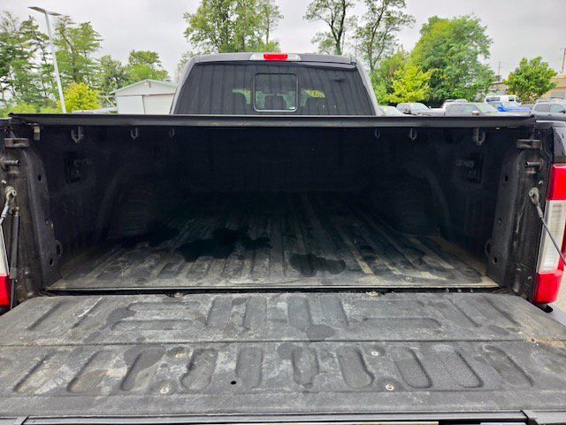 Used 2017 Ford F250 Lariat w/ Chrome Package AWD/4WD image 6
