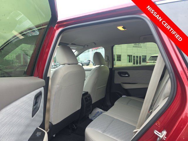 Certified 2023 Nissan Rogue SV AWD/4WD image 16