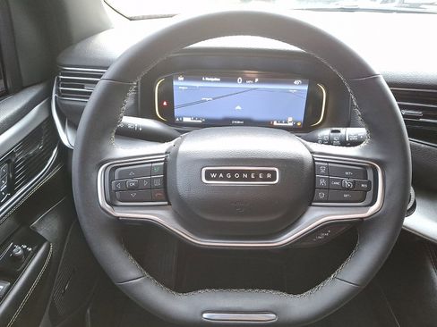 Used 2024 Jeep Wagoneer Series II image 23