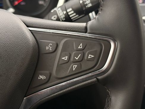 Used 2024 Chevrolet Equinox LT AWD/4WD image 30