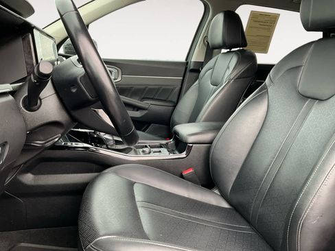 Used 2022 Kia Sorento SX FWD image 9