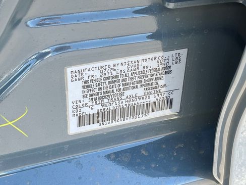 New 2027 Nissan Sentra SV w/ Floor Mat Package FWD image 30