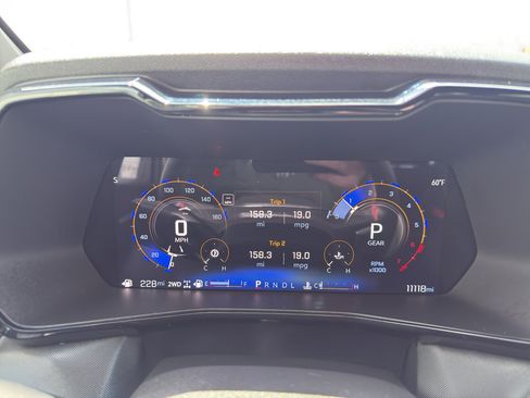 Used 2024 Chevrolet Colorado Z71 w/ Z71 Convenience Package 2 AWD/4WD image 17