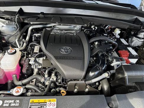 Certified 2025 Toyota Grand Highlander AWD image 23
