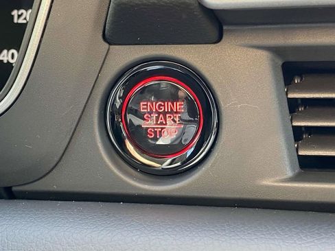 New 2025 Honda Pilot EX-L image 23