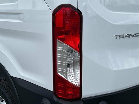 New 2025 Ford Transit 250 148 Medium Roof image 12