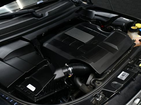 Used 2016 Land Rover LR4 HSE image 14