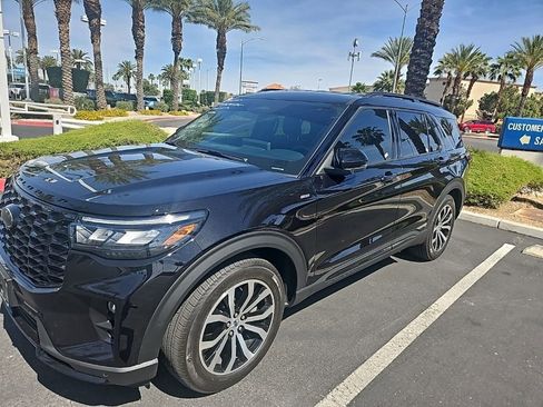 Certified 2025 Ford Explorer ST-Line w/ Premium Package RWD image 1