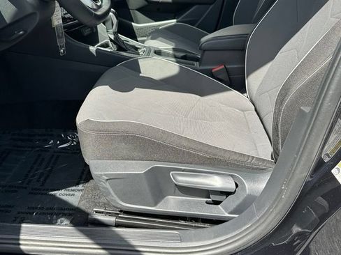 Certified 2025 Volkswagen Jetta Sport FWD image 23