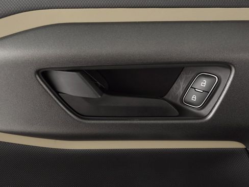 Used 2025 Ford Bronco Sport Big Bend image 18