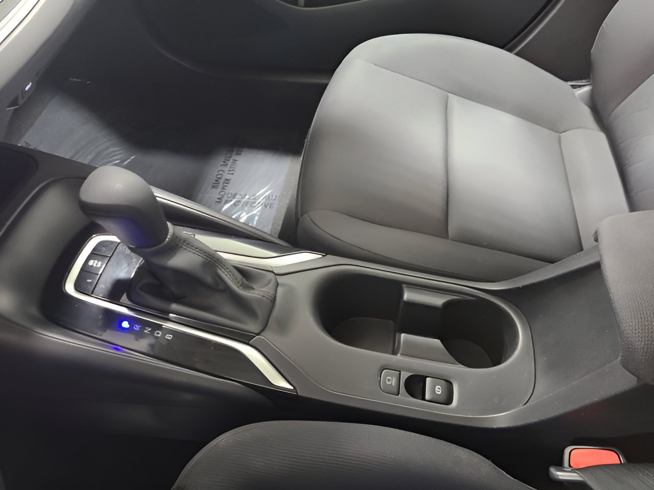 Used 2024 Toyota Corolla LE FWD image 27