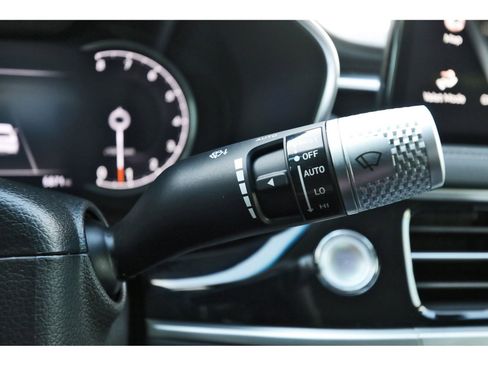 Used 2026 Genesis G70 2.5T Prestige image 20