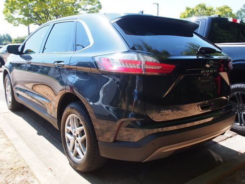 Certified 2024 Ford Edge SEL w/ Convenience Package AWD/4WD image 5