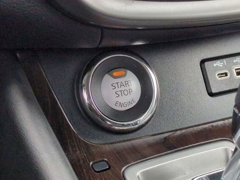 Used 2023 Nissan Murano Platinum image 27